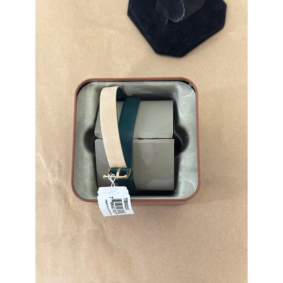 Tory Burch TBW2003 Women's Gigi Valley Forge Green Leather Wrap Strap Watch 28mm - Picture 2 of 5